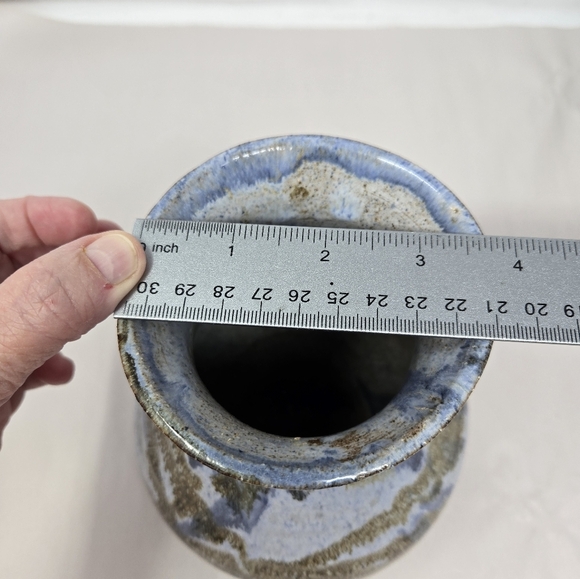 Studio Pottery Signed T. Gleason Earth Tones Blues & Browns Glazed Vase Medium - Picture 7 of 9